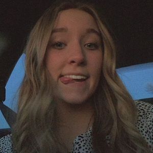 Meet your Posher, Makayla